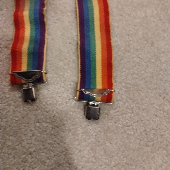 Adult rainbow colored suspenders - Picture 5 of 5